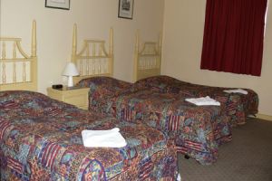 Knickerbocker Hotel Motel - Accommodation Mount Tamborine